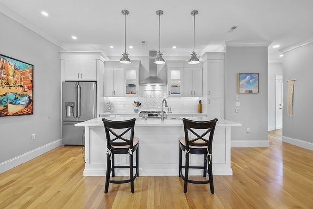 41A Sargent Avenue 2, Somerville, MA 02145