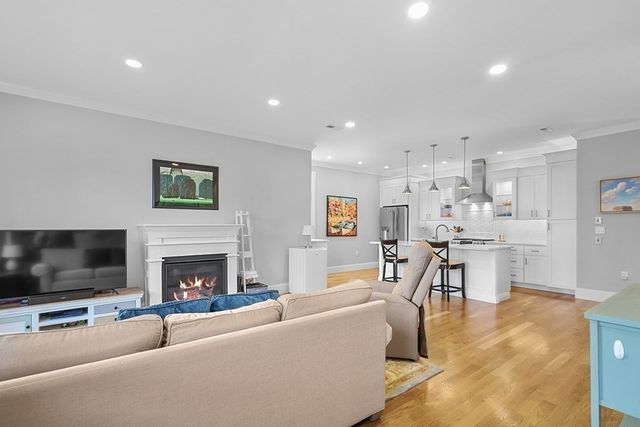 41A Sargent Avenue 2, Somerville, MA 02145