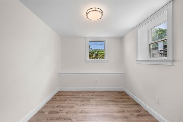 29 Rockway Rd, Peabody, MA 01960