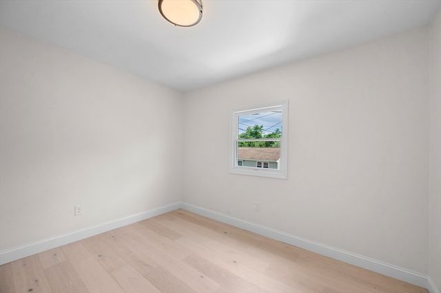29 Rockway Rd, Peabody, MA 01960