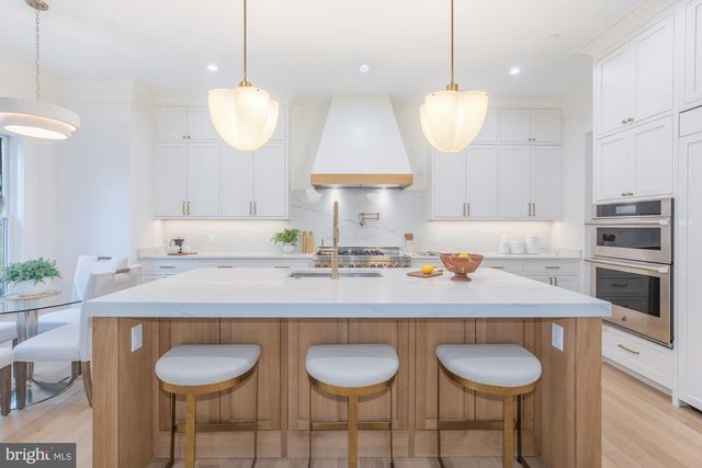 7113 FAIRFAX RD, Bethesda, MD 20814