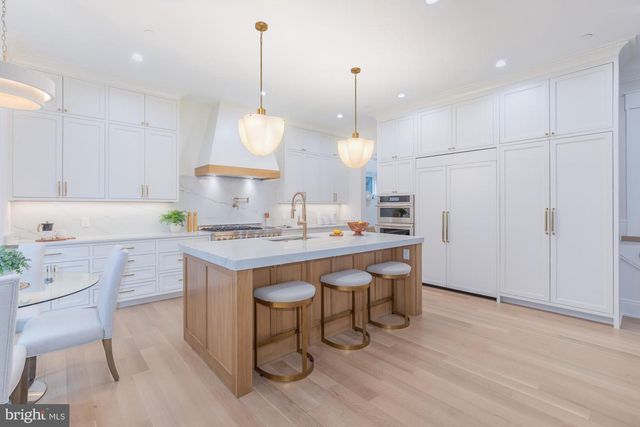 7113 FAIRFAX RD, Bethesda, MD 20814