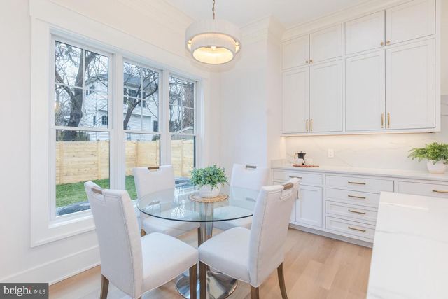 7113 FAIRFAX RD, Bethesda, MD 20814