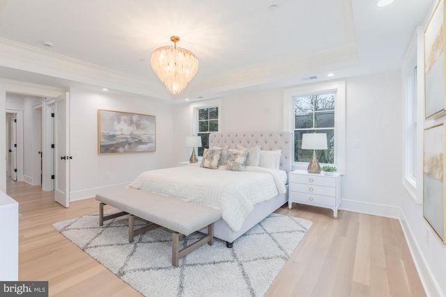 7113 FAIRFAX RD, Bethesda, MD 20814