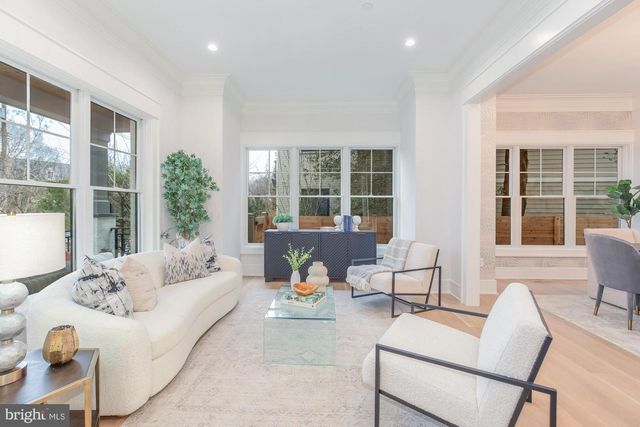 7113 FAIRFAX RD, Bethesda, MD 20814