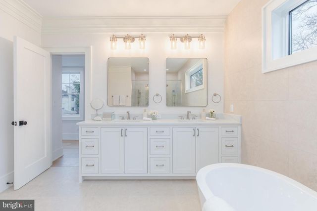 7113 FAIRFAX RD, Bethesda, MD 20814