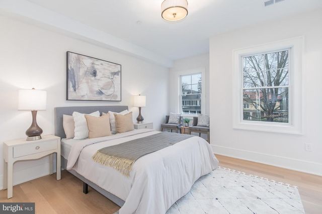 7113 FAIRFAX RD, Bethesda, MD 20814