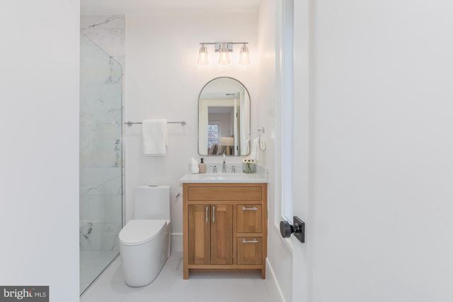 7113 FAIRFAX RD, Bethesda, MD 20814