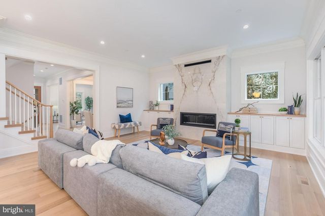 7113 FAIRFAX RD, Bethesda, MD 20814