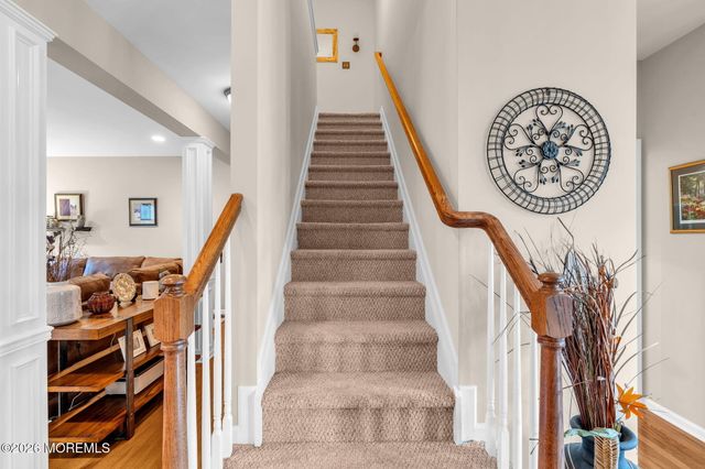35 Aidan Lane, Jackson, NJ 08527