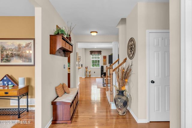 35 Aidan Lane, Jackson, NJ 08527