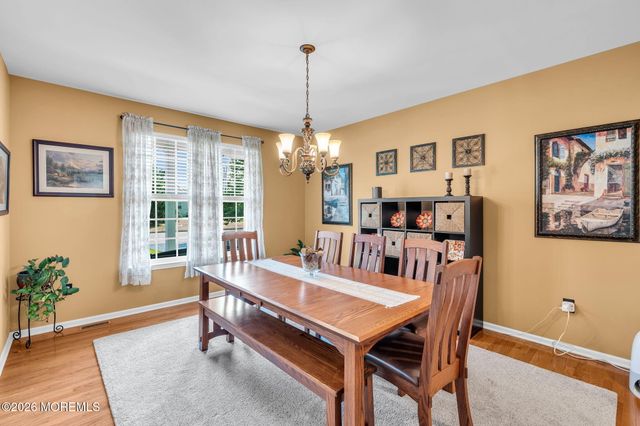 35 Aidan Lane, Jackson, NJ 08527