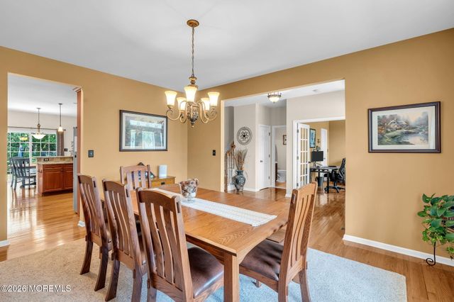 35 Aidan Lane, Jackson, NJ 08527
