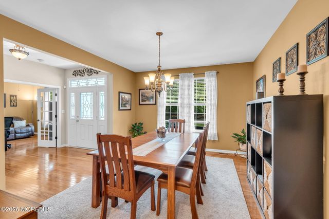 35 Aidan Lane, Jackson, NJ 08527
