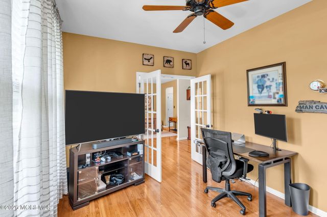 35 Aidan Lane, Jackson, NJ 08527