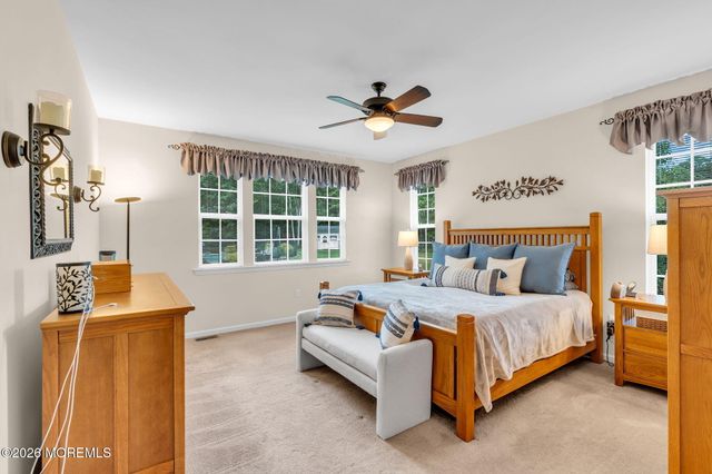 35 Aidan Lane, Jackson, NJ 08527