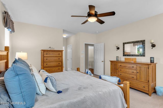 35 Aidan Lane, Jackson, NJ 08527