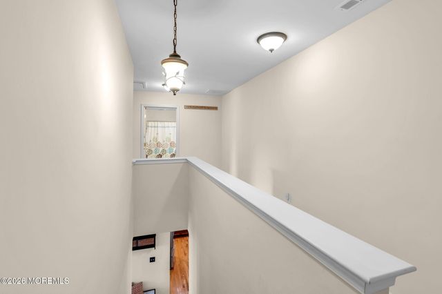 35 Aidan Lane, Jackson, NJ 08527