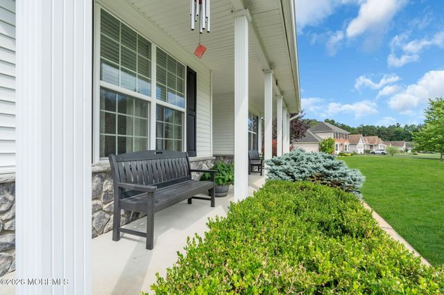 35 Aidan Lane, Jackson, NJ 08527