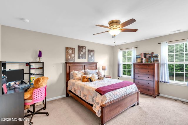 35 Aidan Lane, Jackson, NJ 08527