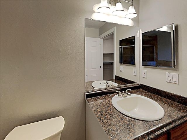 11701 LYNMOOR DRIVE, Riverview, FL 33579