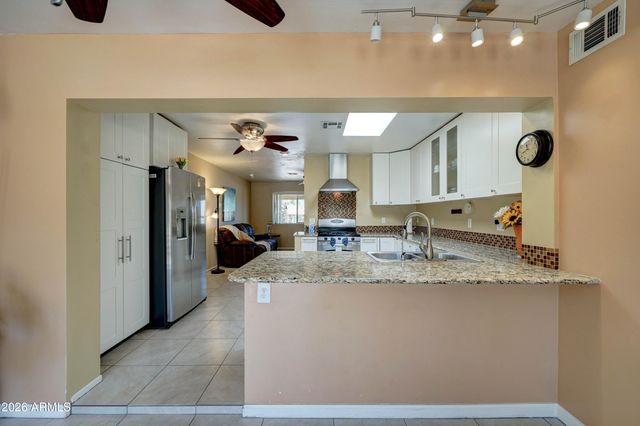 2545 E Vista Drive, Phoenix, AZ 85032