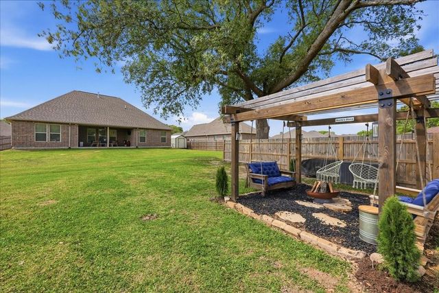 200 Zachary, Bridge City, TX 77611
