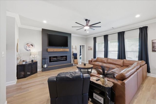 200 Zachary, Bridge City, TX 77611