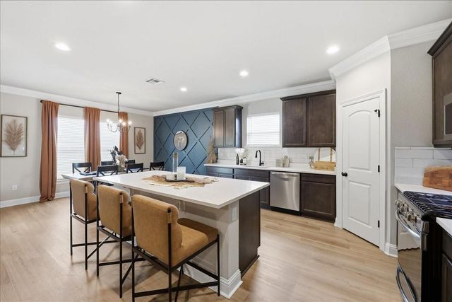 200 Zachary, Bridge City, TX 77611