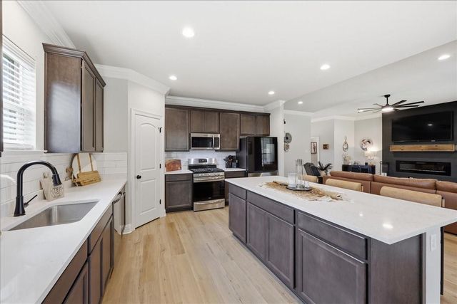 200 Zachary, Bridge City, TX 77611