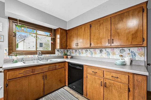 3263 80th STREET, Milwaukee, WI 53222
