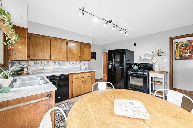 3263 80th STREET, Milwaukee, WI 53222