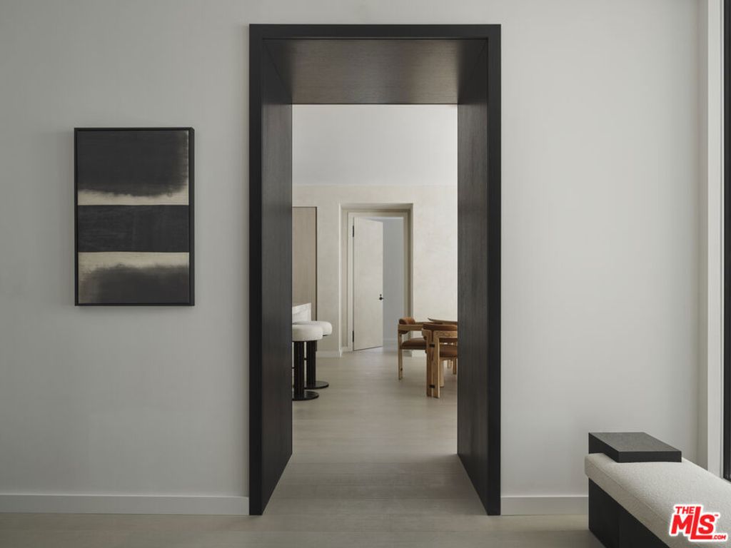 9200 Wilshire Boulevard 203E, Beverly Hills, CA 90212 — photo 2