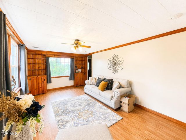 175 East Highland Road, Johnson City, TN 37601