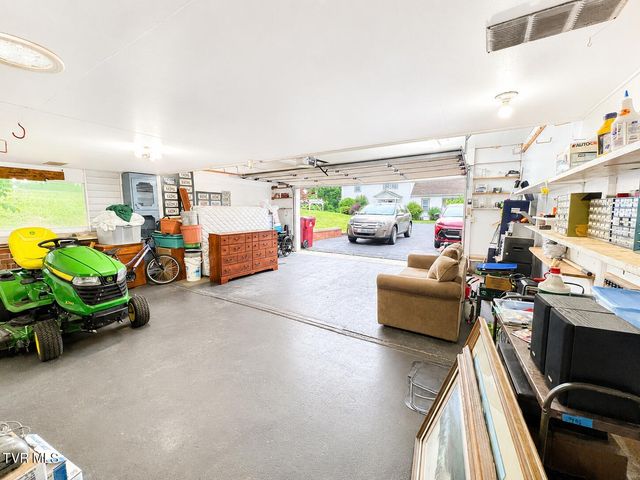 175 East Highland Road, Johnson City, TN 37601