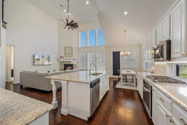 4000 Silk Vine Court, Fort Worth, TX 76262