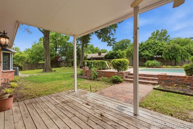 6204 E 77th Place, Tulsa, OK 74136
