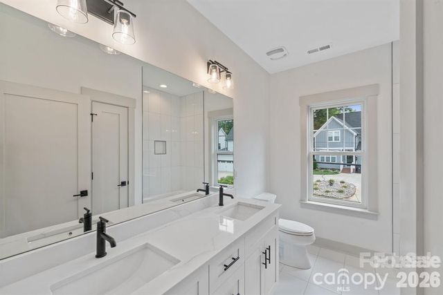 1529 Beckwith Place, Charlotte, NC 28205