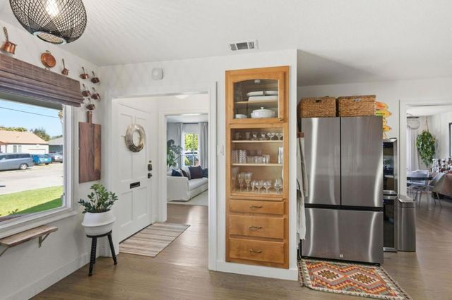 21968 Orange Avenue, Castro Valley, CA 94546