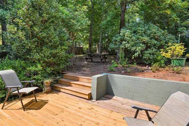 6565 Oakwood Drive, Douglasville, GA 30135