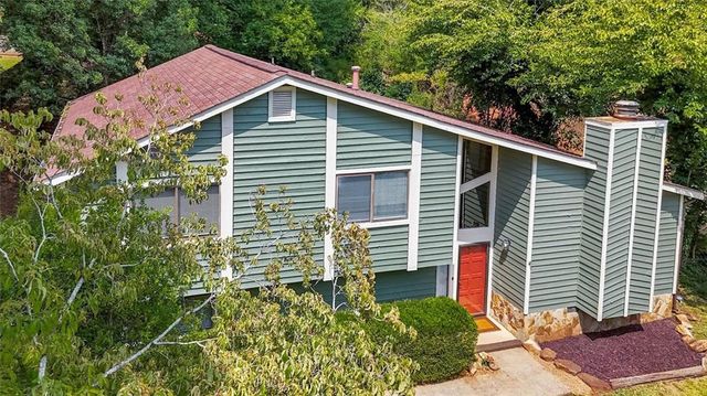 6565 Oakwood Drive, Douglasville, GA 30135