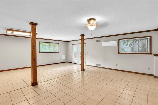 6565 Oakwood Drive, Douglasville, GA 30135