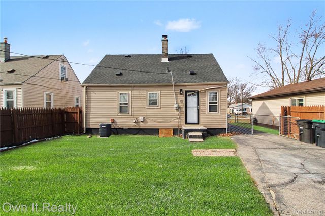 6155 Princess Street, Taylor, MI 48180