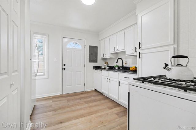 6155 Princess Street, Taylor, MI 48180