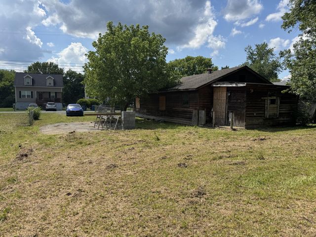 808 Indian Avenue, Rossville, GA 30741
