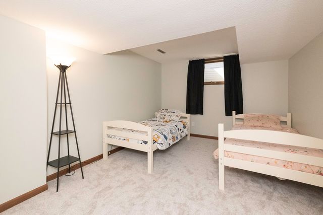 3715 SW 29th Street, Des Moines, IA 50321