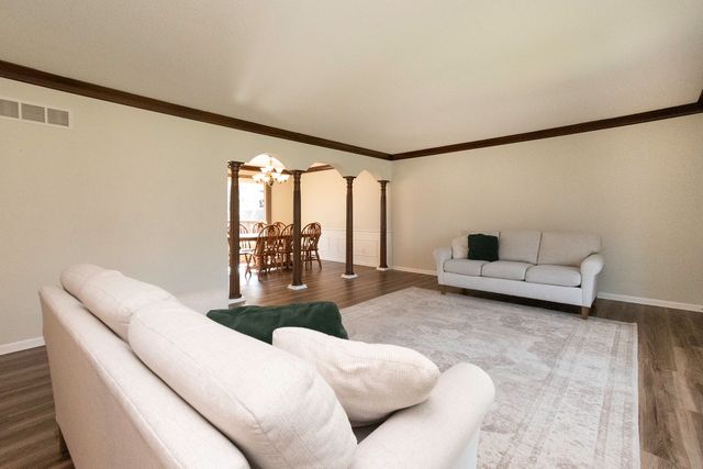 3715 SW 29th Street, Des Moines, IA 50321