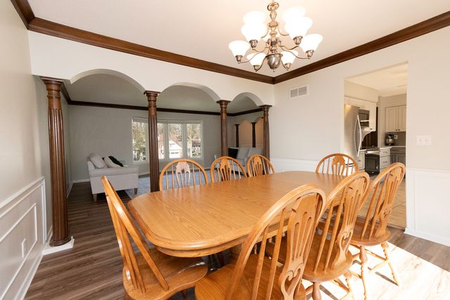 3715 SW 29th Street, Des Moines, IA 50321