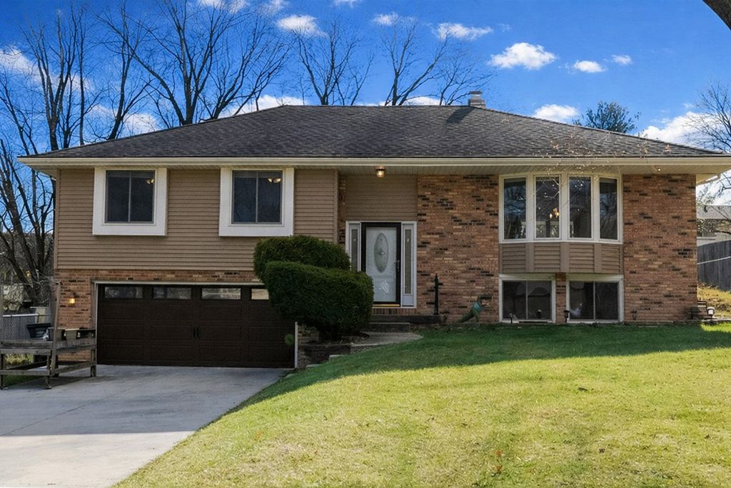 3715 SW 29th Street, Des Moines, IA 50321