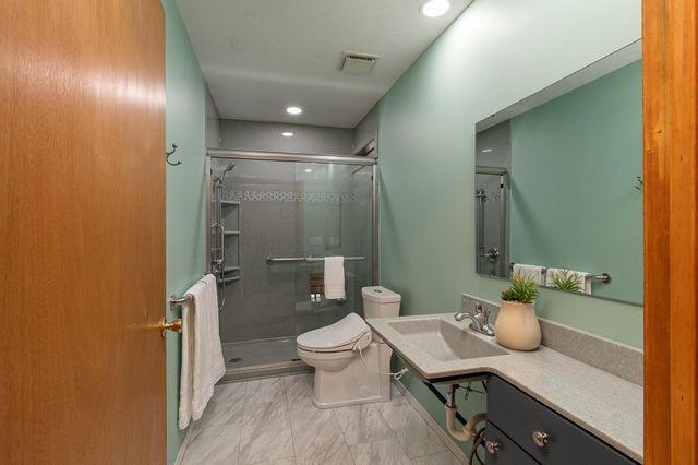 626 E 11th Street, Springfield, MO 65807